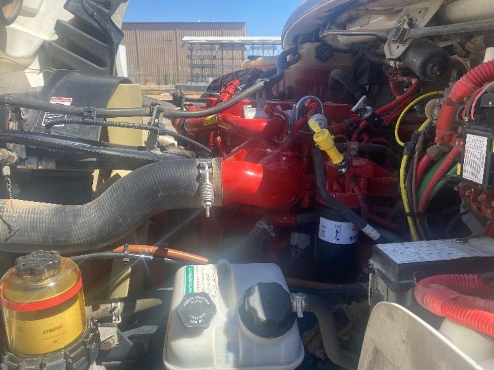 Medium Duty Box Truck-Light and Medium Duty Trucks-Freightliner-2019-M2-Lubbock-TX-343,733\n\t\tmiles-$ 20,500 - Image 24