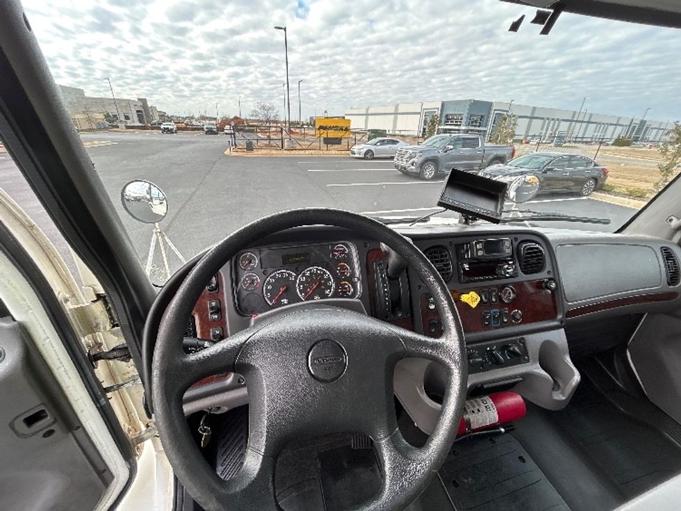 Medium Duty Box Truck-Light and Medium Duty Trucks-Freightliner-2019-M2-Madison-AL-215,274\n\t\tmiles-$ 36,250 - Image 18