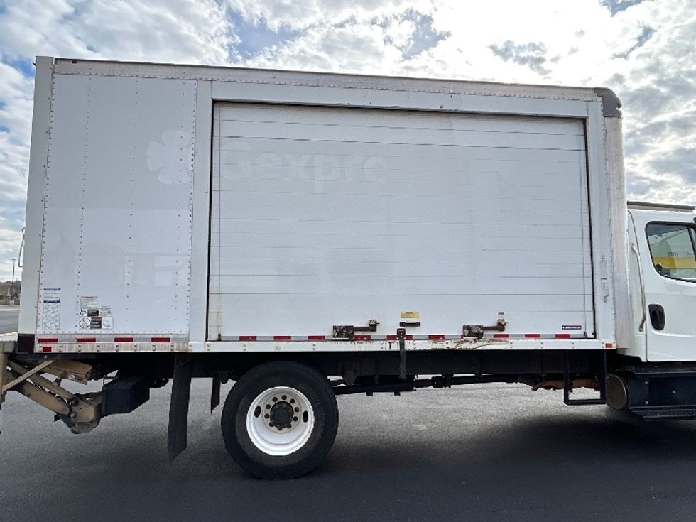 Medium Duty Box Truck-Light and Medium Duty Trucks-Freightliner-2019-M2-Madison-AL-215,274\n\t\tmiles-$ 36,250 - Image 25