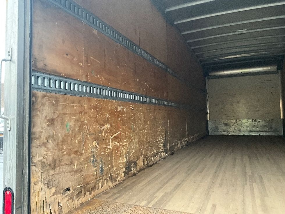 Medium Duty Box Truck-Light and Medium Duty Trucks-Freightliner-2019-M2-Manassas-VA-153,802\n\t\tmiles-$ 54,000 - Image 11