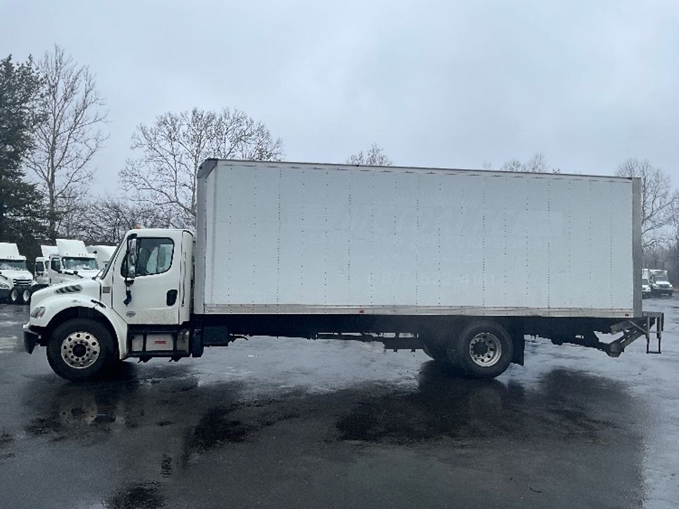 Medium Duty Box Truck-Light and Medium Duty Trucks-Freightliner-2019-M2-Manassas-VA-153,802\n\t\tmiles-$ 54,000 - Image 4
