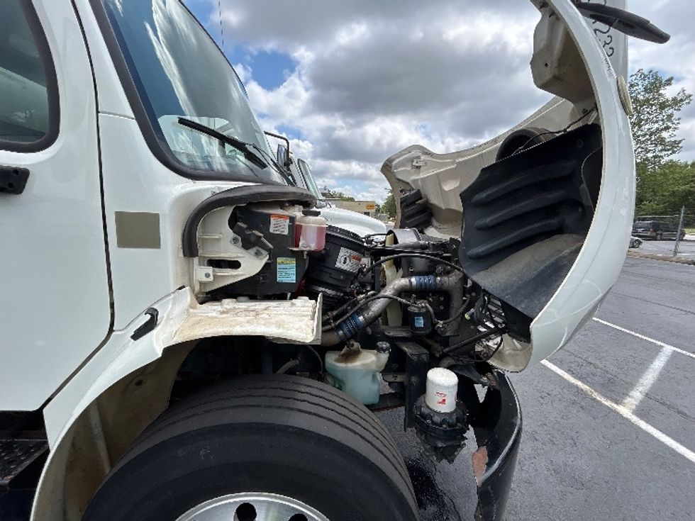Medium Duty Box Truck-Light and Medium Duty Trucks-Freightliner-2019-M2-Manassas-VA-160,501\n\t\tmiles-$ 53,750 - Image 23