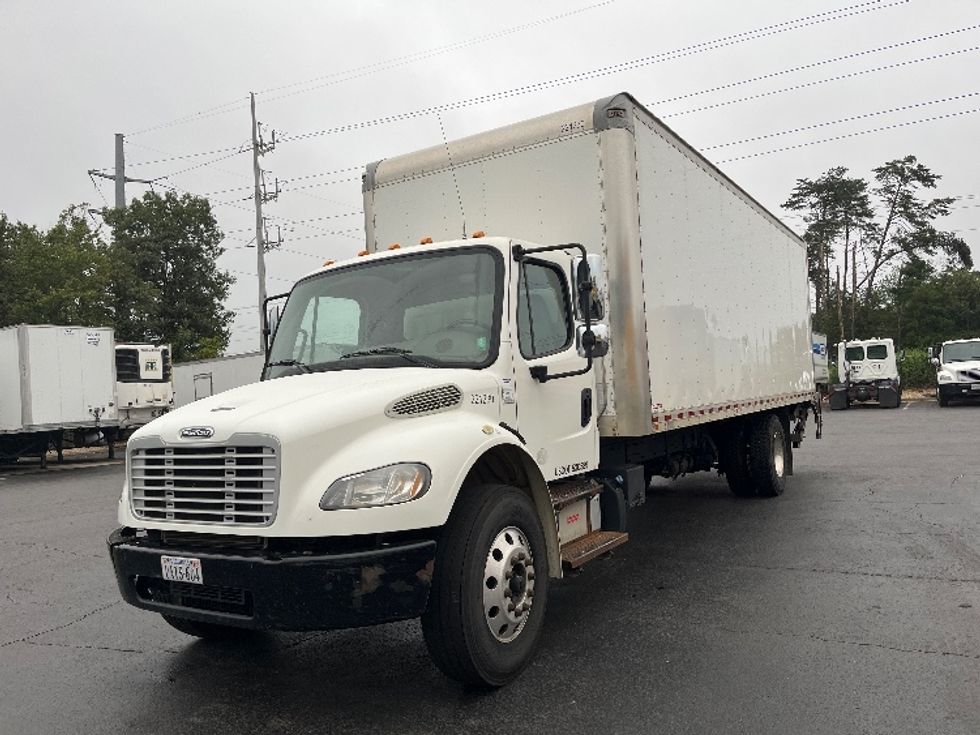 Medium Duty Box Truck-Light and Medium Duty Trucks-Freightliner-2019-M2-Manassas-VA-233,684\n\t\tmiles-$ 41,500 - Image 1