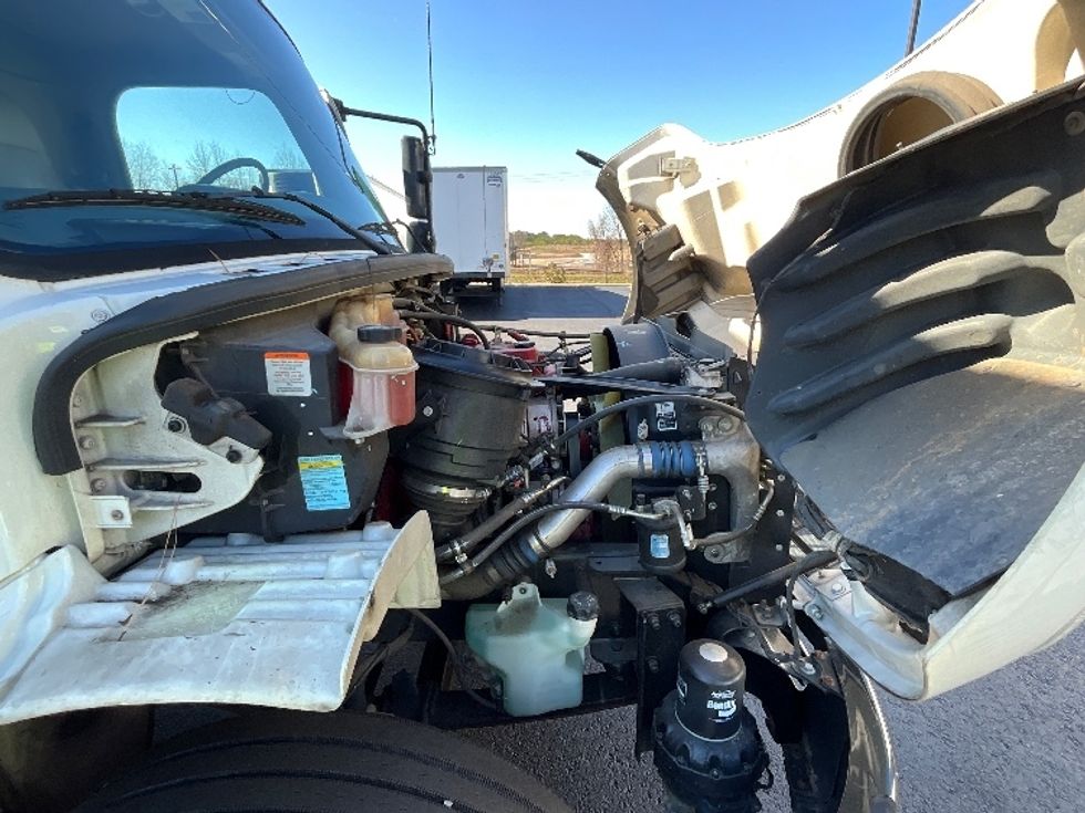 Medium Duty Box Truck-Light and Medium Duty Trucks-Freightliner-2019-M2-Mcdonough-GA-226,488\n\t\tmiles-$ 41,750 - Image 23