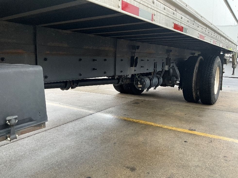 Medium Duty Box Truck-Light and Medium Duty Trucks-Freightliner-2019-M2-Mebane-NC-213,626\n\t\tmiles-$ 47,500 - Image 5