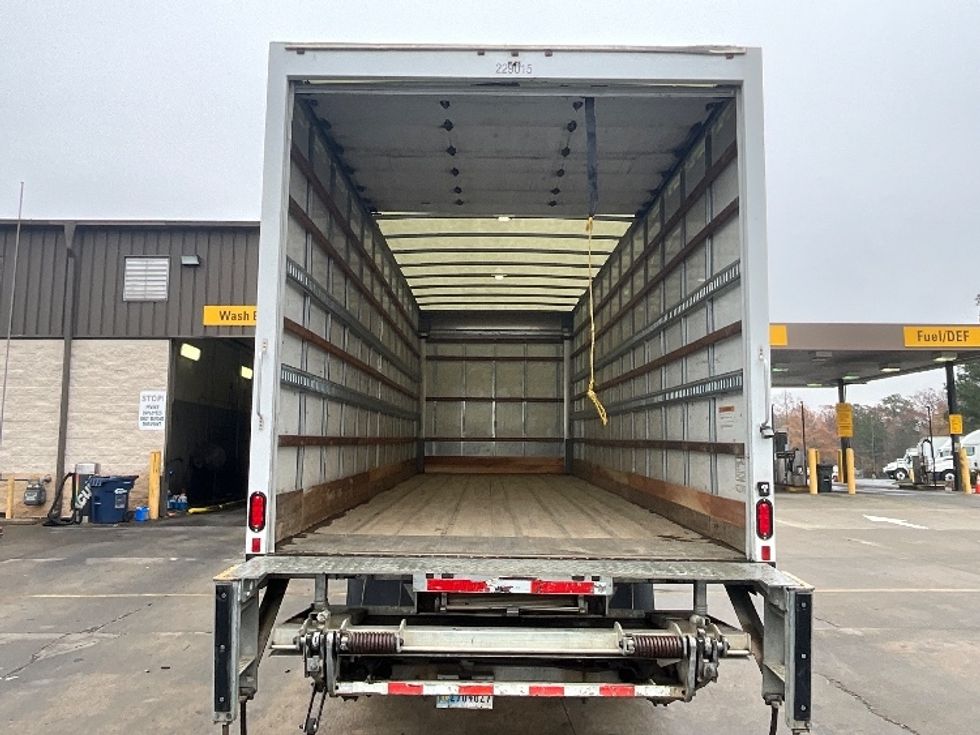 Medium Duty Box Truck-Light and Medium Duty Trucks-Freightliner-2019-M2-Mebane-NC-213,626\n\t\tmiles-$ 47,500 - Image 8