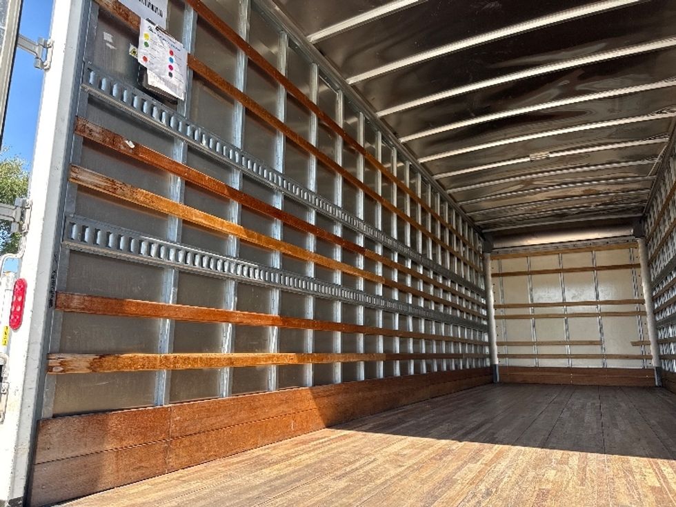 Medium Duty Box Truck-Light and Medium Duty Trucks-Freightliner-2019-M2-Medley-FL-110,332\n\t\tmiles-$ 55,750 - Image 11