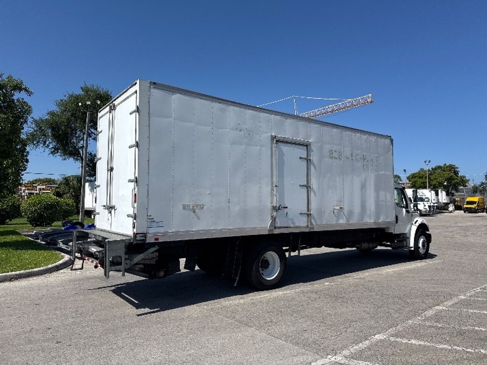 Medium Duty Box Truck-Light and Medium Duty Trucks-Freightliner-2019-M2-Medley-FL-110,332\n\t\tmiles-$ 55,750 - Image 13
