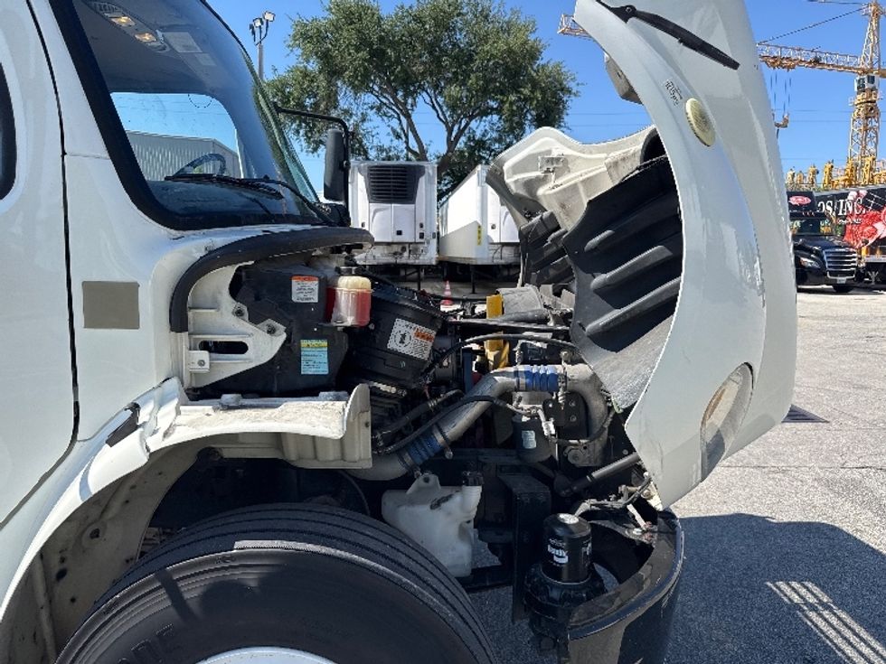 Medium Duty Box Truck-Light and Medium Duty Trucks-Freightliner-2019-M2-Medley-FL-110,332\n\t\tmiles-$ 55,750 - Image 22