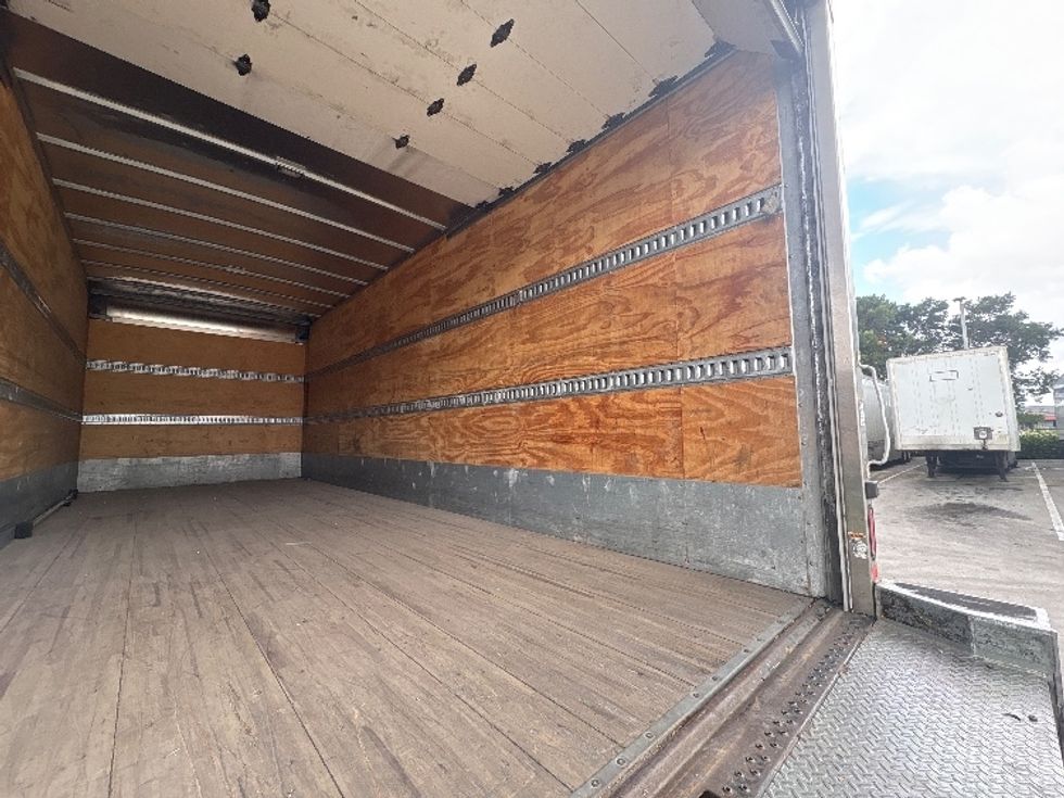 Medium Duty Box Truck-Light and Medium Duty Trucks-Freightliner-2019-M2-Medley-FL-111,646\n\t\tmiles-$ 60,750 - Image 12