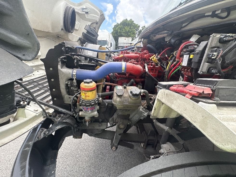 Medium Duty Box Truck-Light and Medium Duty Trucks-Freightliner-2019-M2-Medley-FL-111,646\n\t\tmiles-$ 60,750 - Image 24