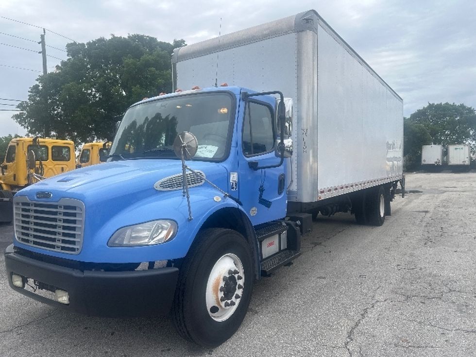 Medium Duty Box Truck-Light and Medium Duty Trucks-Freightliner-2019-M2-Medley-FL-168,332\n\t\tmiles-$ 55,250 - Image 3