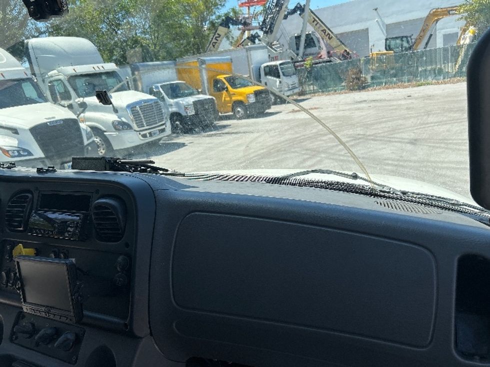 Medium Duty Box Truck-Light and Medium Duty Trucks-Freightliner-2019-M2-Medley-FL-190,168\n\t\tmiles-$ 49,750 - Image 20