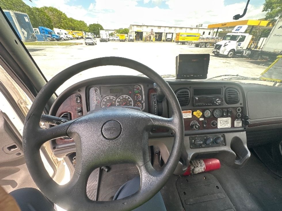 Medium Duty Box Truck-Light and Medium Duty Trucks-Freightliner-2019-M2-Medley-FL-196,298\n\t\tmiles-$ 44,500 - Image 18