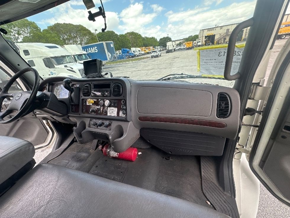 Medium Duty Box Truck-Light and Medium Duty Trucks-Freightliner-2019-M2-Medley-FL-196,298\n\t\tmiles-$ 44,500 - Image 21