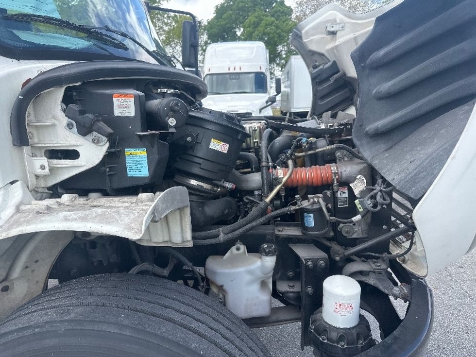 Medium Duty Box Truck-Light and Medium Duty Trucks-Freightliner-2019-M2-Medley-FL-196,298\n\t\tmiles-$ 44,500 - Image 23