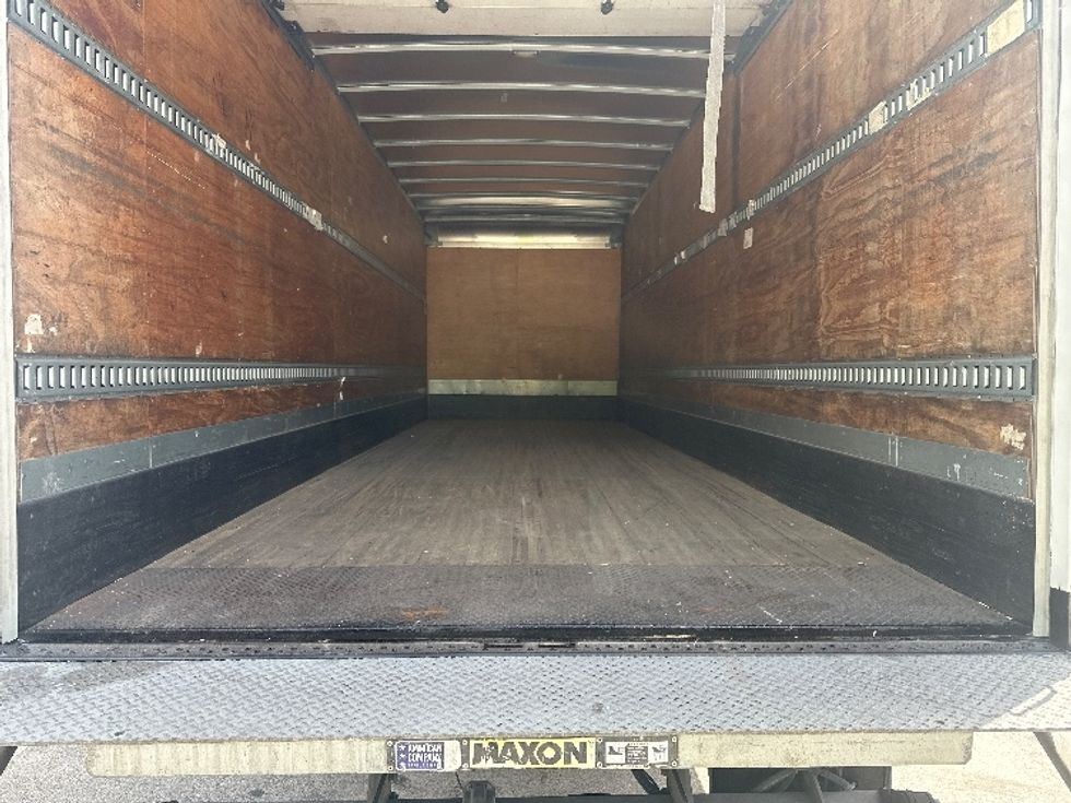 Medium Duty Box Truck-Light and Medium Duty Trucks-Freightliner-2019-M2-Medley-FL-204,642\n\t\tmiles-$ 51,500 - Image 10
