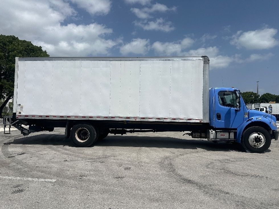 Medium Duty Box Truck-Light and Medium Duty Trucks-Freightliner-2019-M2-Medley-FL-204,642\n\t\tmiles-$ 51,500 - Image 14