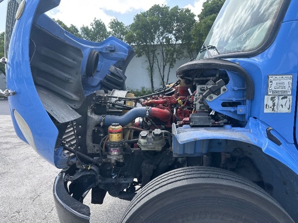 Medium Duty Box Truck-Light and Medium Duty Trucks-Freightliner-2019-M2-Medley-FL-204,642\n\t\tmiles-$ 51,500 - Image 21