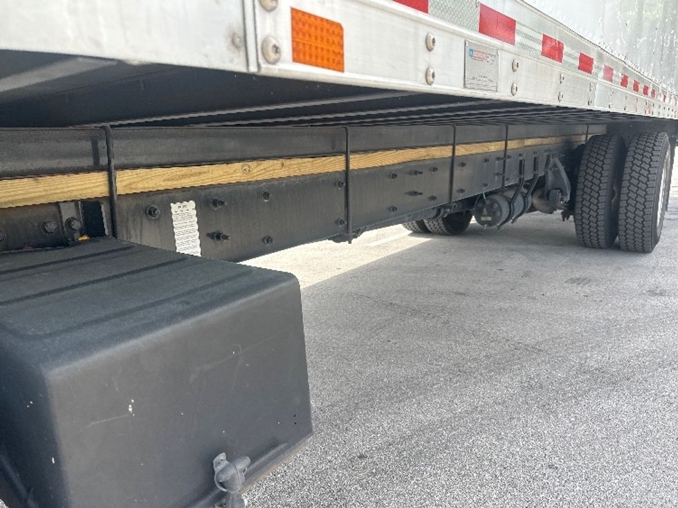 Medium Duty Box Truck-Light and Medium Duty Trucks-Freightliner-2019-M2-Medley-FL-204,642\n\t\tmiles-$ 51,500 - Image 5