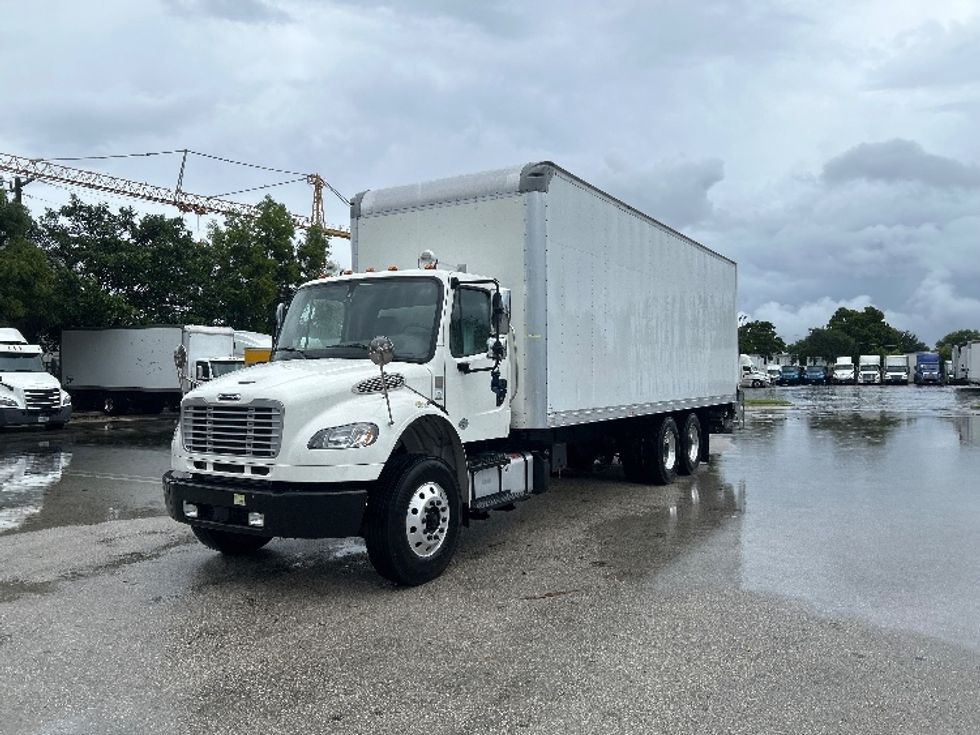 Medium Duty Box Truck-Light and Medium Duty Trucks-Freightliner-2019-M2-Medley-FL-55,750\n\t\tmiles-$ 73,250 - Image 3