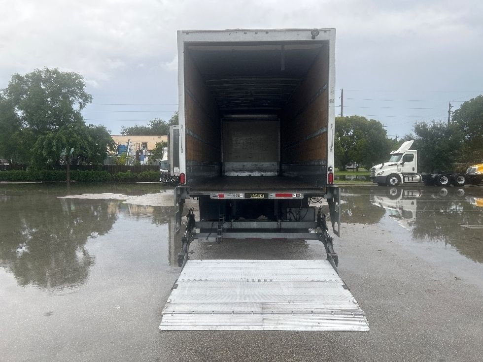 Medium Duty Box Truck-Light and Medium Duty Trucks-Freightliner-2019-M2-Medley-FL-55,750\n\t\tmiles-$ 73,250 - Image 9