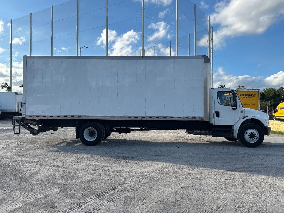 Medium Duty Box Truck-Light and Medium Duty Trucks-Freightliner-2019-M2-Medley-FL-96,439\n\t\tmiles-$ 47,750 - Image 15
