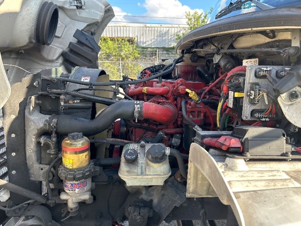 Medium Duty Box Truck-Light and Medium Duty Trucks-Freightliner-2019-M2-Medley-FL-96,439\n\t\tmiles-$ 47,750 - Image 24