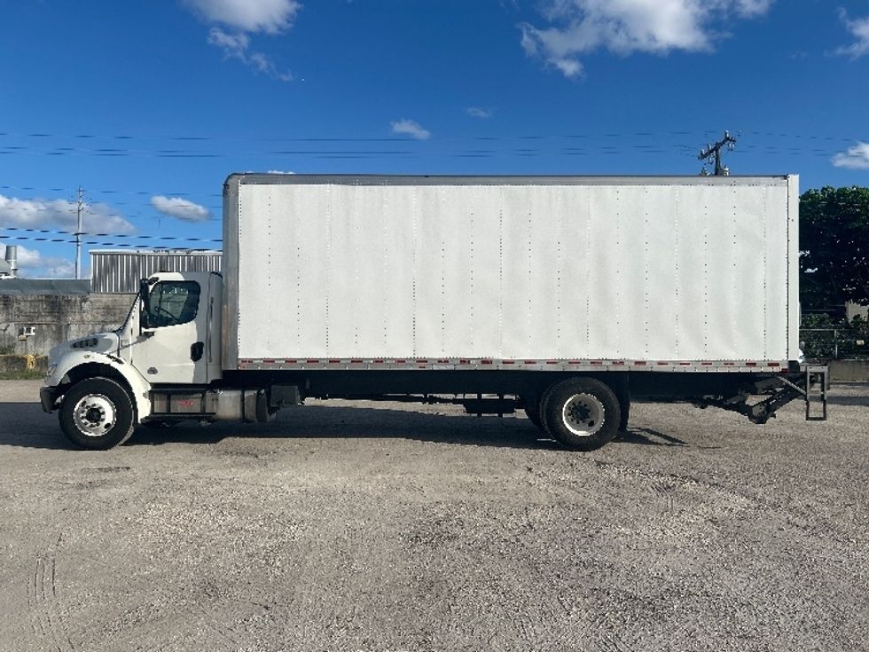 Medium Duty Box Truck-Light and Medium Duty Trucks-Freightliner-2019-M2-Medley-FL-96,439\n\t\tmiles-$ 47,750 - Image 4