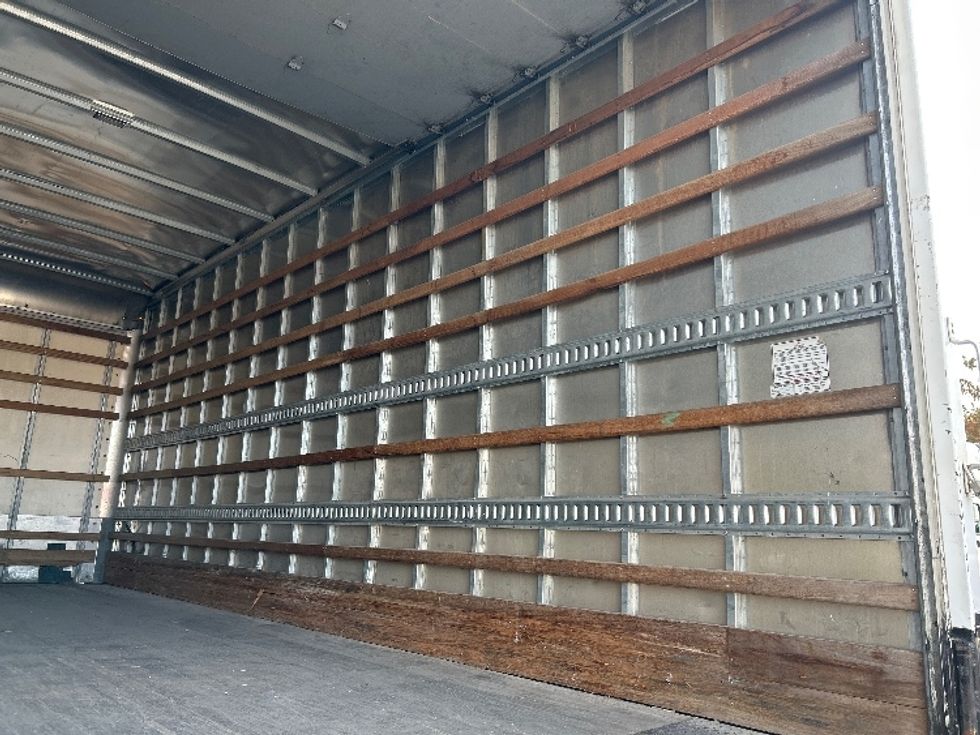 Medium Duty Box Truck-Light and Medium Duty Trucks-Freightliner-2019-M2-Memphis-TN-108,701\n\t\tmiles-$ 52,000 - Image 12