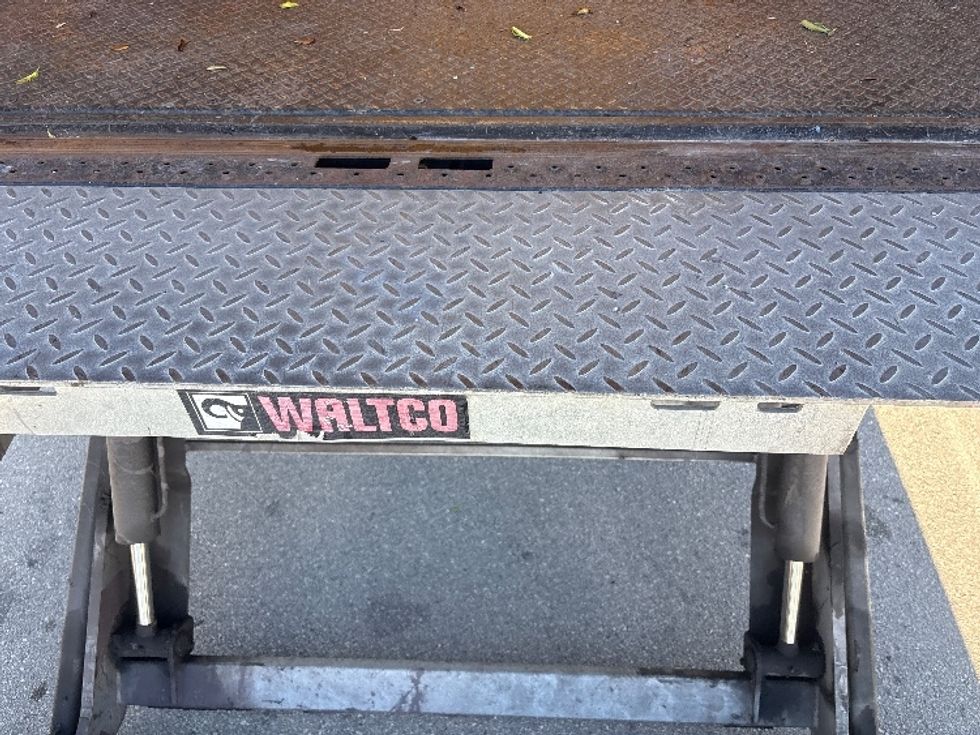 Medium Duty Box Truck-Light and Medium Duty Trucks-Freightliner-2019-M2-Miami-FL-115,144\n\t\tmiles-$ 57,500 - Image 10