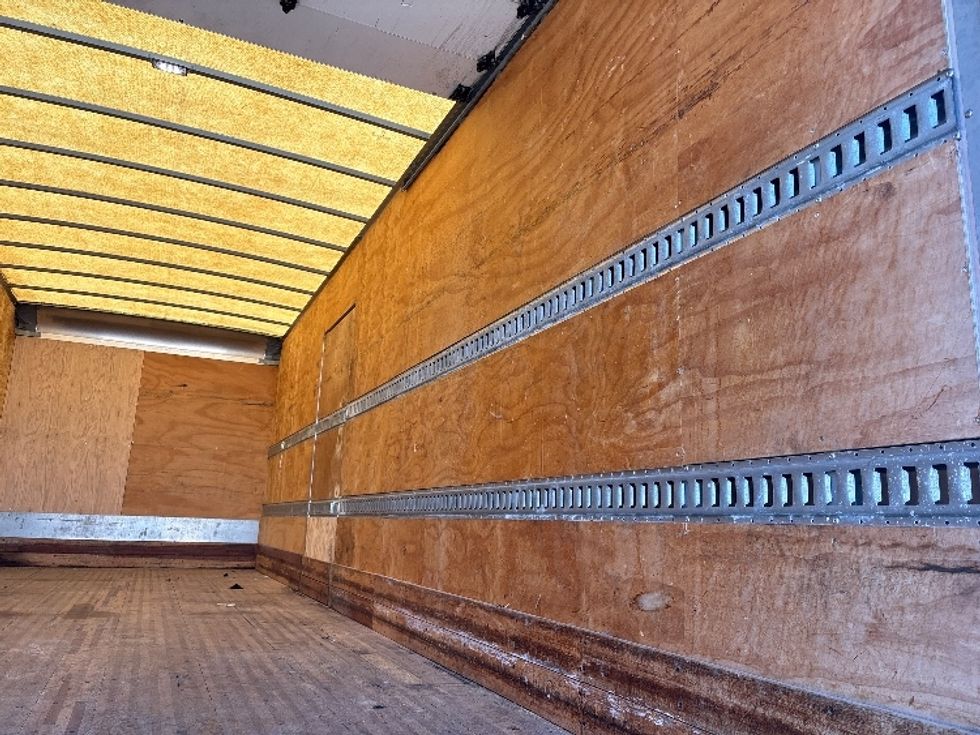 Medium Duty Box Truck-Light and Medium Duty Trucks-Freightliner-2019-M2-Miami-FL-115,144\n\t\tmiles-$ 57,500 - Image 12