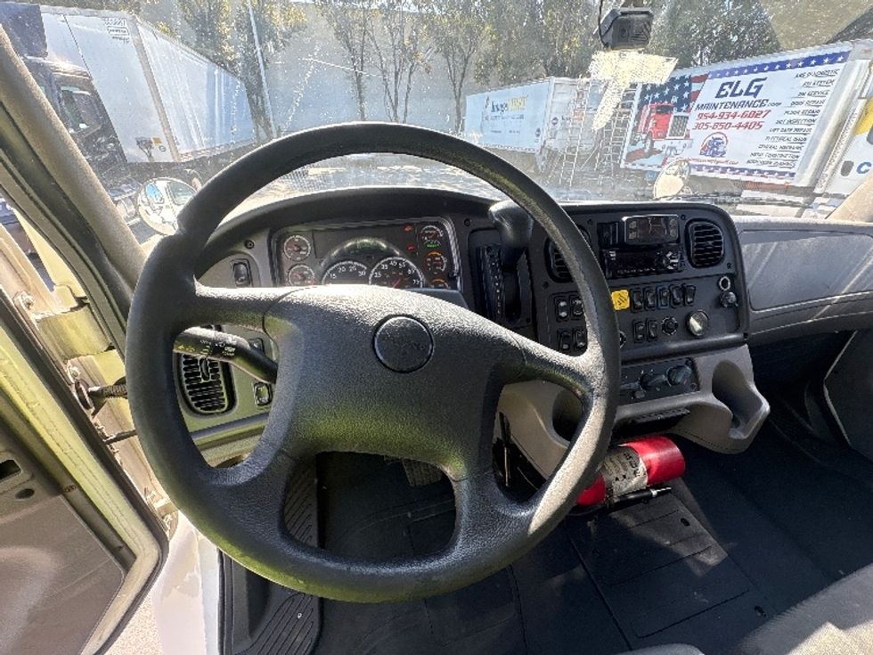 Medium Duty Box Truck-Light and Medium Duty Trucks-Freightliner-2019-M2-Miami-FL-115,144\n\t\tmiles-$ 57,500 - Image 18