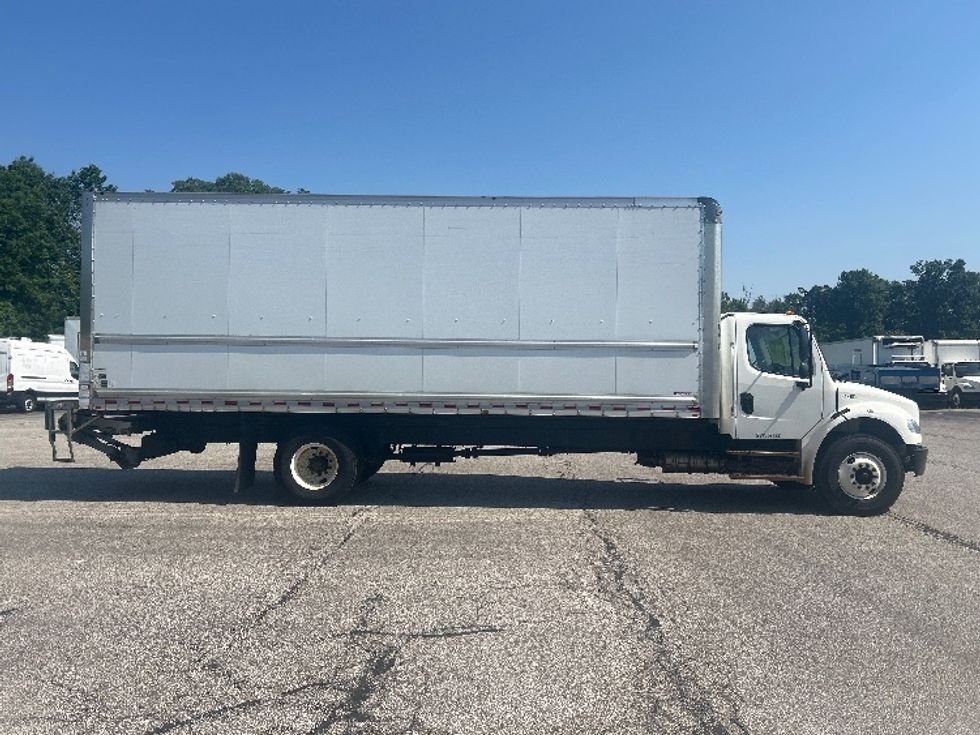 Medium Duty Box Truck-Light and Medium Duty Trucks-Freightliner-2019-M2-Middlefield-OH-144,367\n\t\tmiles-$ 56,500 - Image 15