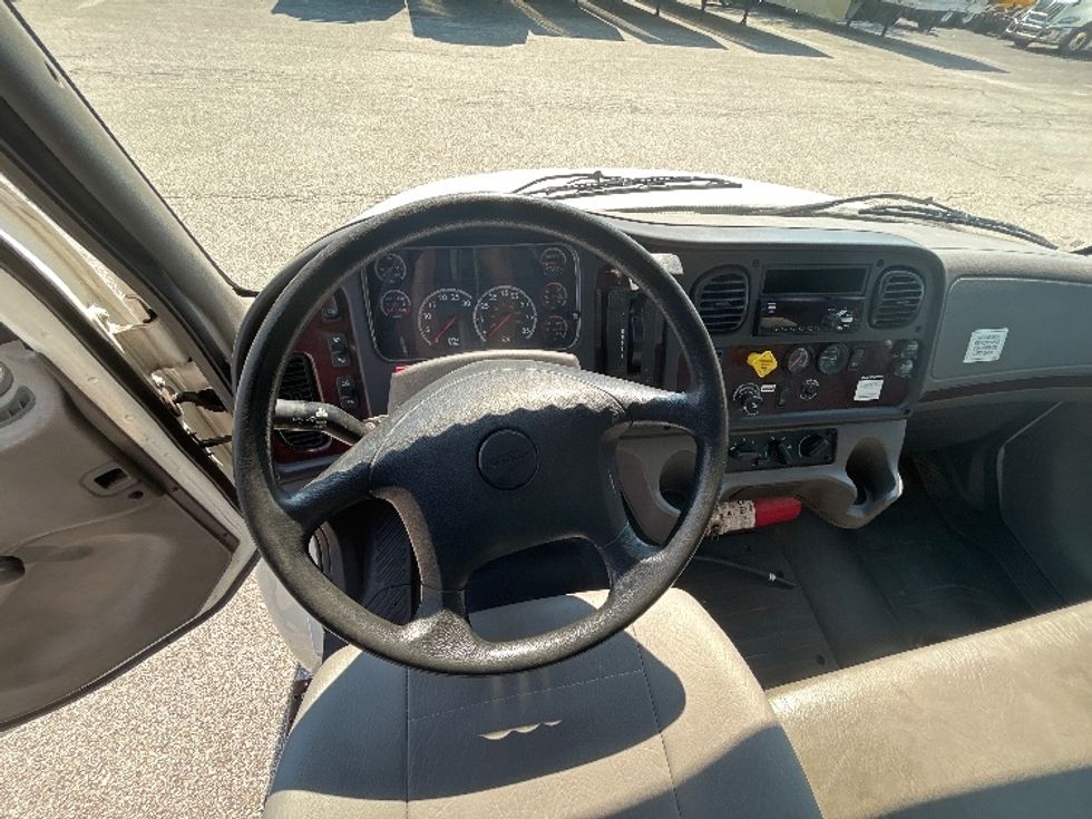 Medium Duty Box Truck-Light and Medium Duty Trucks-Freightliner-2019-M2-Middlefield-OH-144,367\n\t\tmiles-$ 56,500 - Image 18