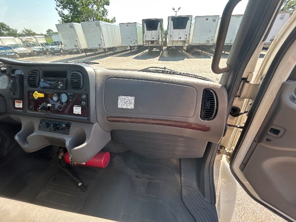 Medium Duty Box Truck-Light and Medium Duty Trucks-Freightliner-2019-M2-Middlefield-OH-144,367\n\t\tmiles-$ 56,500 - Image 21