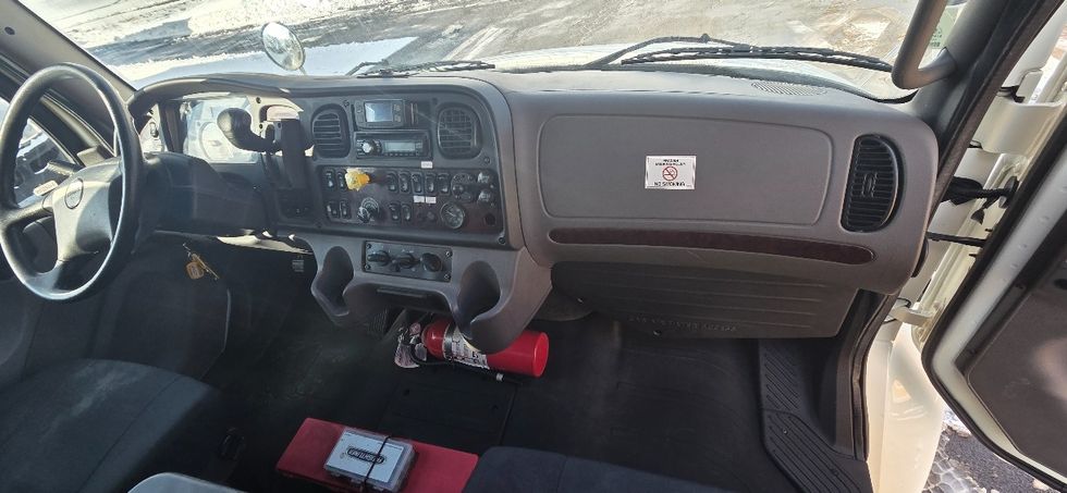 Medium Duty Box Truck-Light and Medium Duty Trucks-Freightliner-2019-M2-Middlefield-OH-157,944\n\t\tmiles-$ 38,250 - Image 20