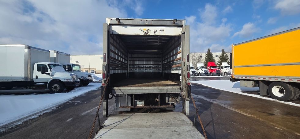 Medium Duty Box Truck-Light and Medium Duty Trucks-Freightliner-2019-M2-Middlefield-OH-157,944\n\t\tmiles-$ 38,250 - Image 8