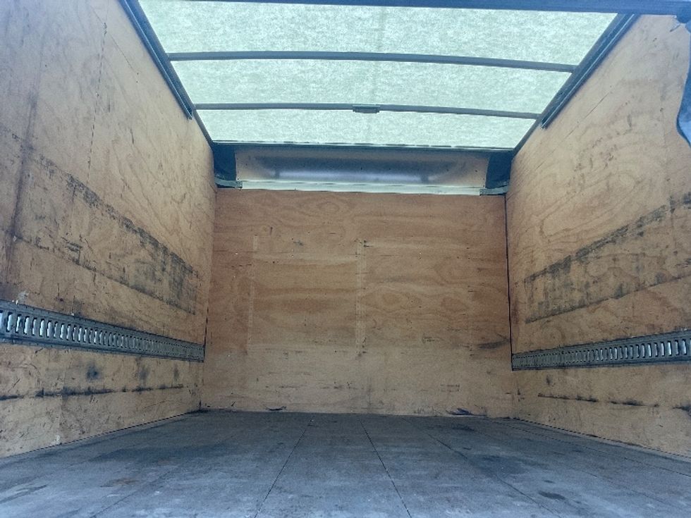 Medium Duty Box Truck-Light and Medium Duty Trucks-Freightliner-2019-M2-Middlefield-OH-165,331\n\t\tmiles-$ 36,250 - Image 8