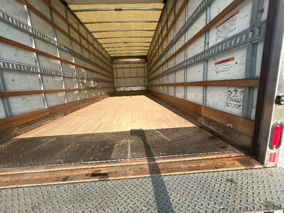 Medium Duty Box Truck-Light and Medium Duty Trucks-Freightliner-2019-M2-Middlefield-OH-166,805\n\t\tmiles-$ 52,750 - Image 10