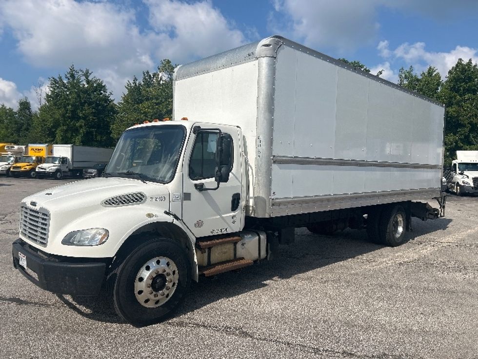Medium Duty Box Truck-Light and Medium Duty Trucks-Freightliner-2019-M2-Middlefield-OH-166,805\n\t\tmiles-$ 52,750 - Image 3