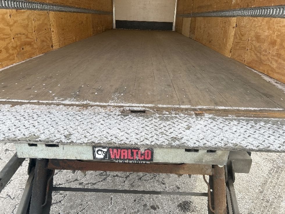 Medium Duty Box Truck-Light and Medium Duty Trucks-Freightliner-2019-M2-Middlefield-OH-171,973\n\t\tmiles-$ 58,500 - Image 10