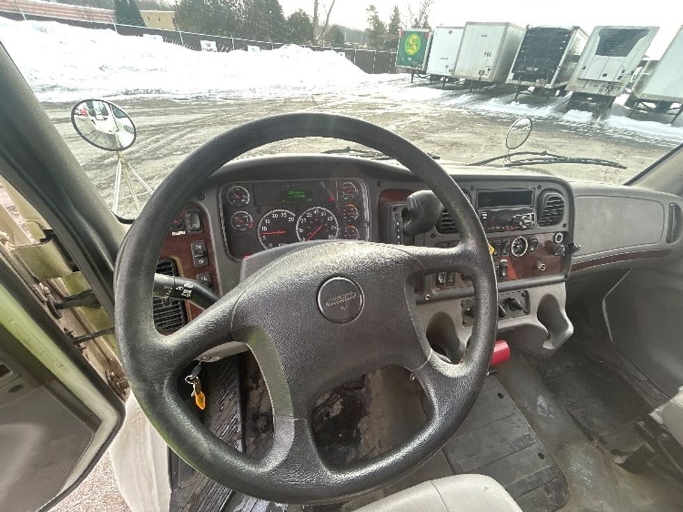 Medium Duty Box Truck-Light and Medium Duty Trucks-Freightliner-2019-M2-Middlefield-OH-171,973\n\t\tmiles-$ 58,500 - Image 17