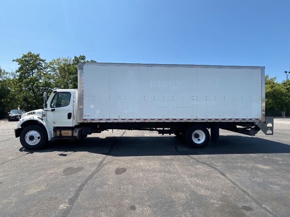Medium Duty Box Truck-Light and Medium Duty Trucks-Freightliner-2019-M2-Middlefield-OH-257,999\n\t\tmiles-$ 44,000 - Image 4