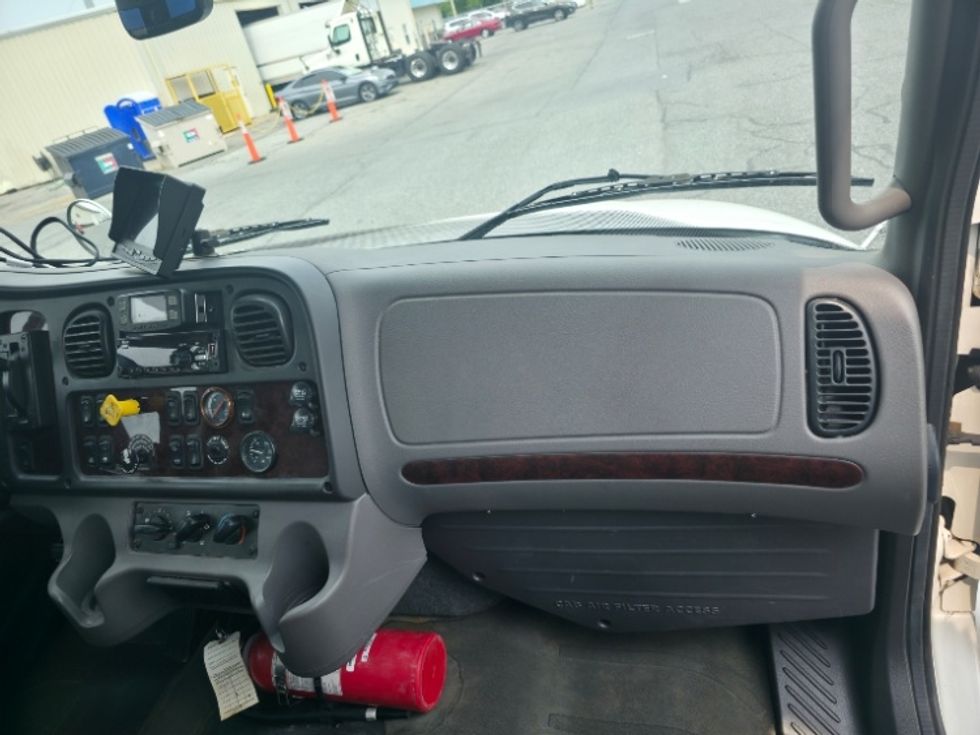 Medium Duty Box Truck-Light and Medium Duty Trucks-Freightliner-2019-M2-Milford-DE-82,603\n\t\tmiles-$ 58,000 - Image 21