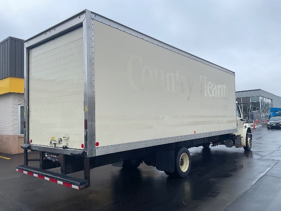 Medium Duty Box Truck-Light and Medium Duty Trucks-Freightliner-2019-M2-Milwaukee-WI-121,036\n\t\tmiles-$ 42,750 - Image 13