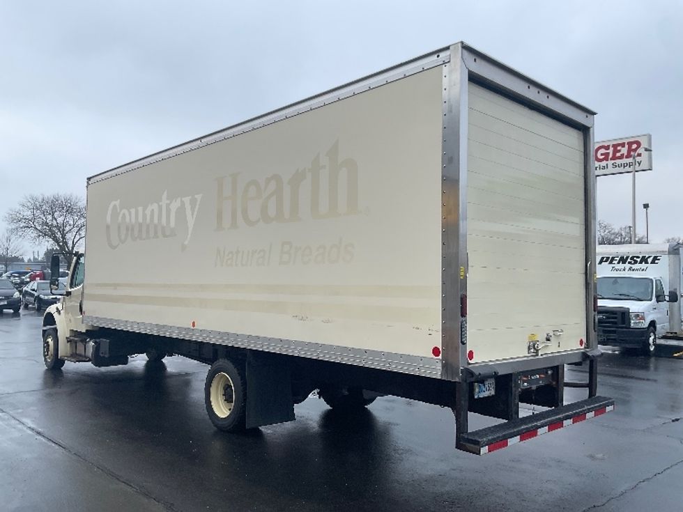 Medium Duty Box Truck-Light and Medium Duty Trucks-Freightliner-2019-M2-Milwaukee-WI-121,036\n\t\tmiles-$ 42,750 - Image 6