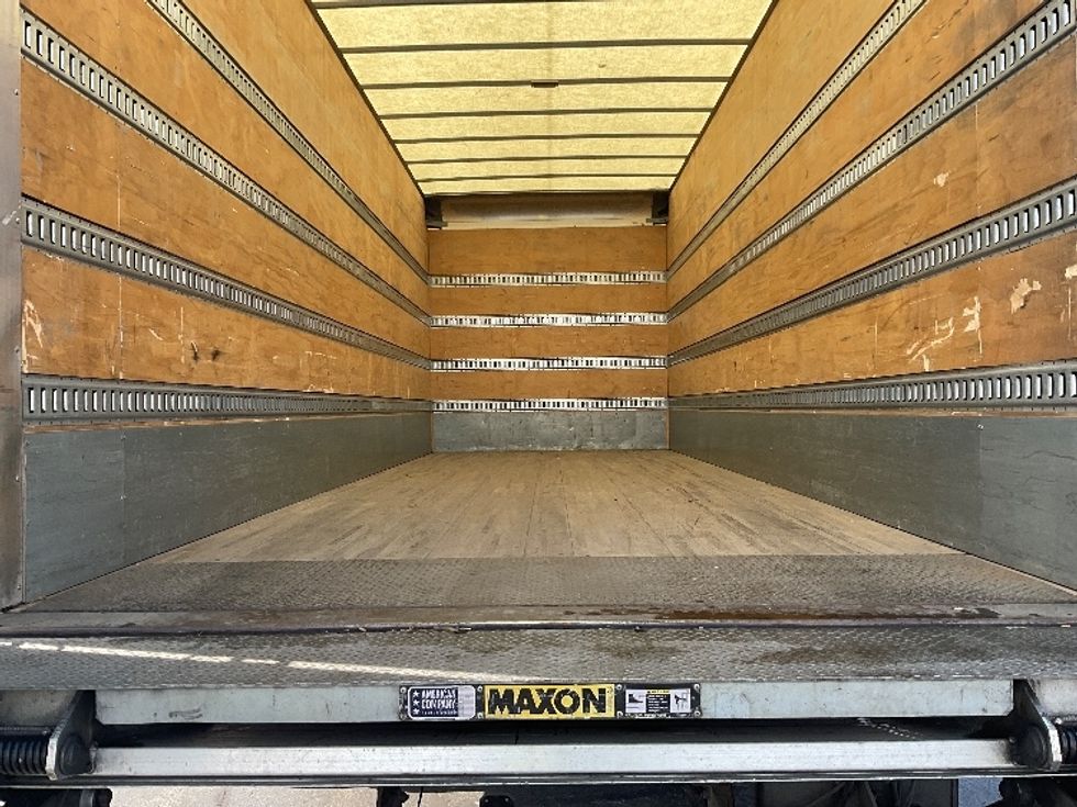 Medium Duty Box Truck-Light and Medium Duty Trucks-Freightliner-2019-M2-Milwaukee-WI-149,910\n\t\tmiles-$ 54,250 - Image 10