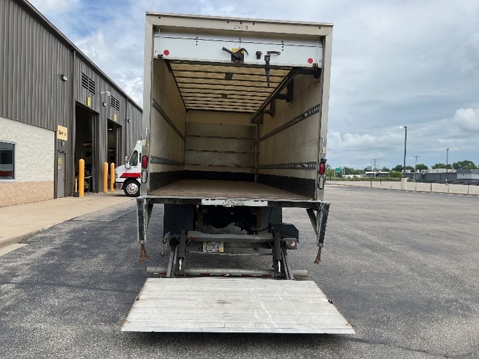 Medium Duty Box Truck-Light and Medium Duty Trucks-Freightliner-2019-M2-Milwaukee-WI-194,372\n\t\tmiles-$ 47,750 - Image 9