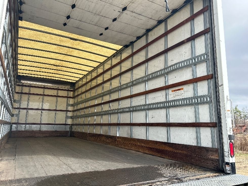 Medium Duty Box Truck-Light and Medium Duty Trucks-Freightliner-2019-M2-Milwaukee-WI-253,850\n\t\tmiles-$ 33,500 - Image 12